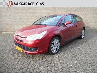 Rood (metallic) Occasion 2007 Citroën C4 Coupé | € 850 (Goede deal)