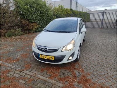 Wit Gebruikt 2012 Opel Corsa S Hatchback | € 2.450 (Goede deal)