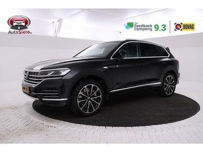 Zwart, metallic lak Gebruikt 2020 VW Touareg SUV | € 44.995