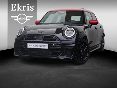Zwart Gebruikt 2024 Mini John Cooper Works Comfort Hatchback | € 39.450
