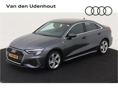 tweedehands Audi A3 Limousine 35 TFSI 150pk S edition / Panoramadak / Stoelverwarming / DAB+