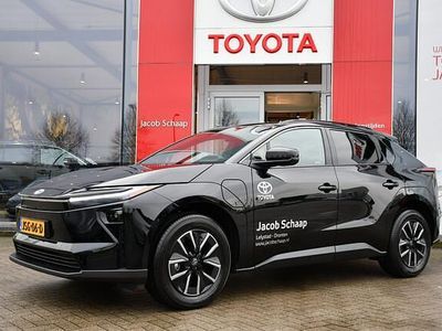 Zwart Nieuw 2025 Toyota bZ4X Executive SUV | € 50.999