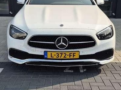 Mercedes E200