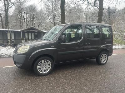 Occasion Fiat Doblò Family 78 PK (57 kW) 2006 Grijs MPV