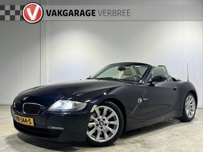 Blauw (metallic) Gebruikt 2006 BMW Z4 Comfort Edition Cabriolet | € 12.440 (Super prijs)