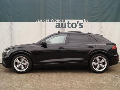 Zwart Gebruikt 2022 Audi Q8 S-Line SUV | € 69.900 (Eerlijke prijs)