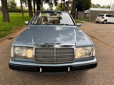 Overige Gebruikt 1985 Mercedes E250 Sedan | € 7.999