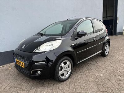 Zwart Gebruikt 2012 Peugeot 107 Sportium Hatchback | € 3.950 (Eerlijke prijs)