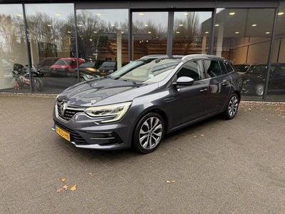 Grijs Gebruikt 2021 Renault Mégane IV Hatchback | € 15.900 (Iets duurder)