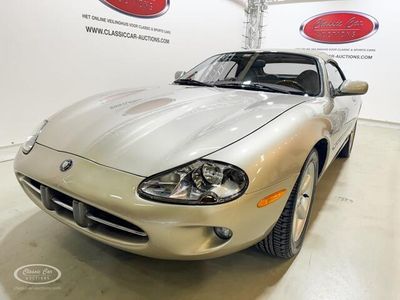 Jaguar XK8