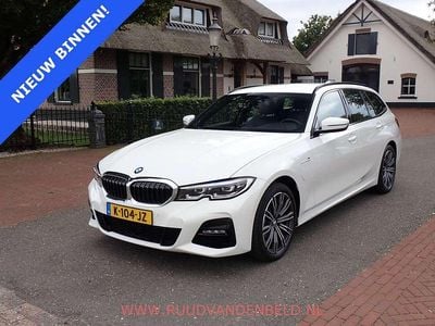Wit Gebruikt 2021 BMW 330e Shadowline Stationwagen | € 21.900 (Goede deal)