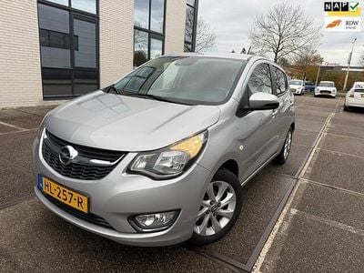 Grijs Gebruikt 2015 Opel Karl Cosmo Hatchback | € 6.750 (Eerlijke prijs)