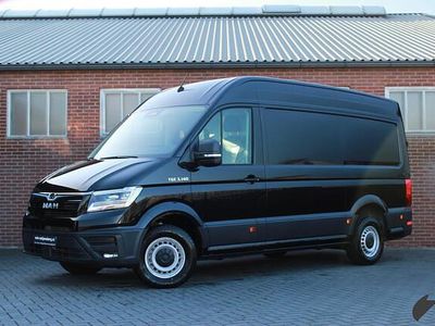 Zwart (metallic) Gebruikt 2024 MAN TGE Van | € 46.950