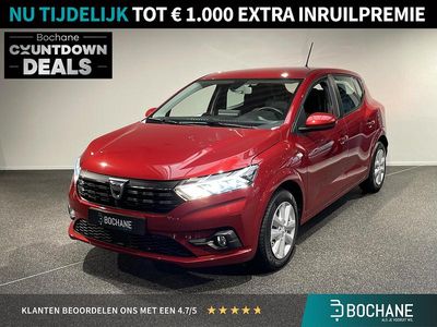 Rood Gebruikt 2023 Dacia Sandero Comfort Hatchback | € 14.745 (Eerlijke prijs)