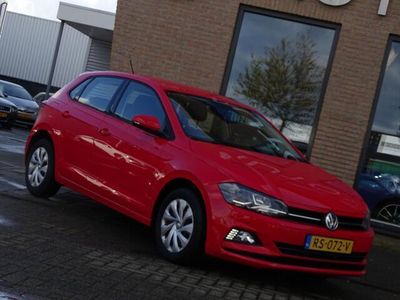 tweedehands VW Polo 1.0 TSi 96 pk Comfortline - 5-deurs, Automaat, Navigatie, Automatische airco, Adaptieve Cruise Control, Elektrische ramen, klein leerpakket, armsteun voor