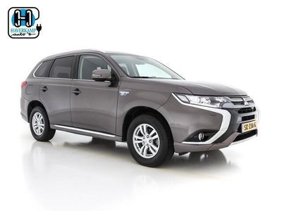 tweedehands Mitsubishi Outlander 2.0 PHEV Pure AUT. (INCL.BTW) *LEDER+NAVI+KEYLESS+DAB+CAMERA+ECC+PDC+CRUISE*