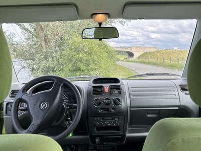 Opel Agila