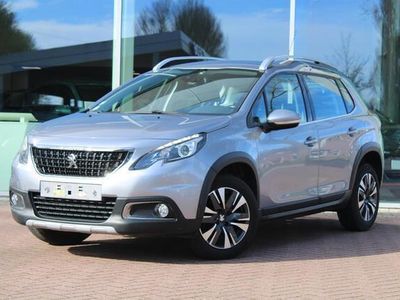 tweedehands Peugeot 2008 1.2 PureTech Allure TREKHAAK!