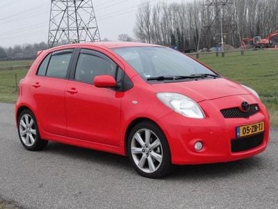 Occasion Toyota Yaris 133 PK (97 kW) 2008 Rood Hatchback