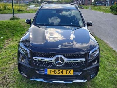 Mercedes GLB200