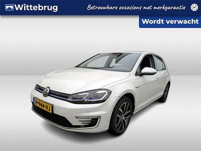 Wit Occasion 2020 VW e-Golf Hatchback | € 14.750 (Goede deal)