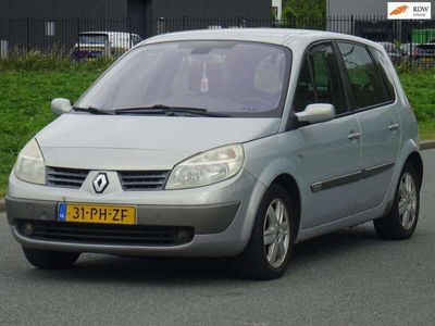 Renault Scénic II