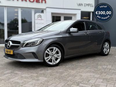 Occasion Mercedes A180 Business 2017 Grijs (metallic) Hatchback