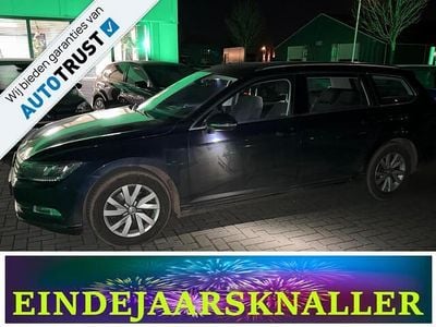 Blauw Gebruikt 2016 VW Passat Stationwagen | € 9.888 (Goede deal)