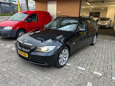 BMW 325