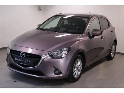 (metallic) Gebruikt 2015 Mazda 2 Hatchback | € 11.949 (Eerlijke prijs)