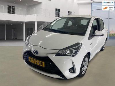 Wit Gebruikt 2018 Toyota Yaris Hybrid Design Hatchback | € 12.950 (Super prijs)
