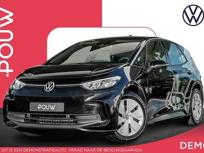 Zwart Gebruikt 2025 VW ID.3 Pure Hatchback | € 33.900