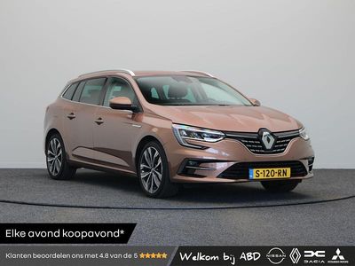 Bruin Occasion 2021 Renault Mégane IV Intens Stationwagen | € 18.940 (Eerlijke prijs)