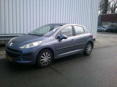 Grijs, metallic lak Gebruikt 2007 Peugeot 207 Hatchback | € 2.750 (Iets duurder)