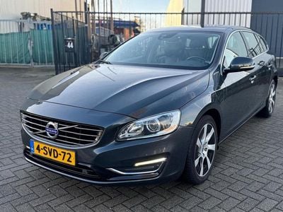 Grijs Gebruikt 2013 Volvo V60 Summum Stationwagen | € 6.950 (Goede deal)