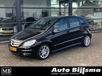 Mercedes B180