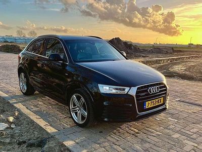 Zwart Gebruikt 2015 Audi Q3 SUV | € 19.000 (Eerlijke prijs)