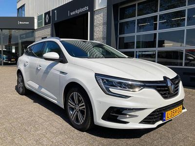 Wit Gebruikt 2021 Renault Mégane GrandTour Intens Stationwagen | € 19.450 (Eerlijke prijs)