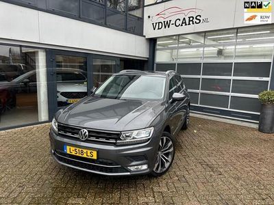 tweedehands VW Tiguan 2.0 TSI 4Motion Highline | Pano | Virtual | 4M