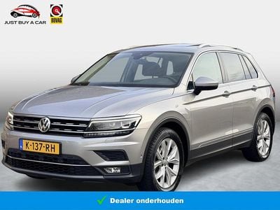 Grijs Gebruikt 2018 VW Tiguan Comfortline SUV | € 24.700 (Goede deal)