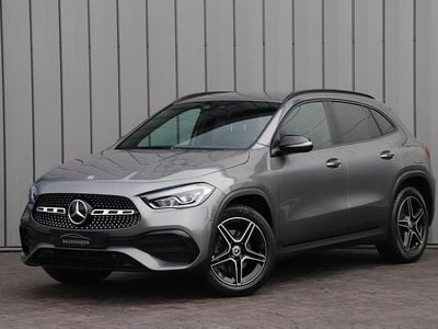 Grijs Gebruikt 2022 Mercedes GLA250 AMG SUV | € 35.950 (Goede deal)