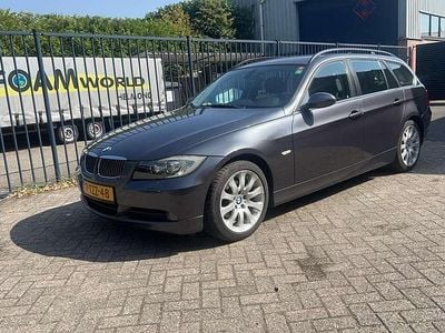 BMW 325