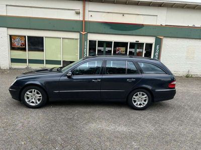 Mercedes E240