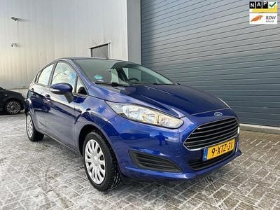 Blauw (metallic) Occasion 2014 Ford Fiesta Style Hatchback | € 3.999 (Goede deal)