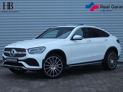 Wit Occasion 2022 Mercedes GLC300e AMG Coupé | € 46.840 (Goede deal)