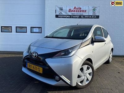 Occasion Toyota Aygo X-play 69 PK (50 kW) 2017 Grijs (metallic) Hatchback