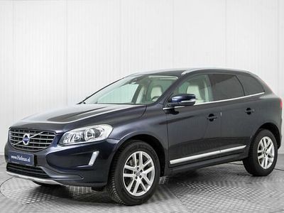 Blauw (metallic) Gebruikt 2017 Volvo XC60 SUV | € 18.900