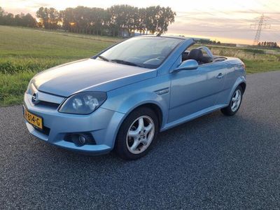 Occasion Opel Tigra Cosmo 125 PK (91 kW) 2005 Blauw Cabriolet
