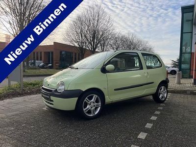 Gebruikt 2005 Renault Twingo Expression Hatchback | € 1.499 (Eerlijke prijs)