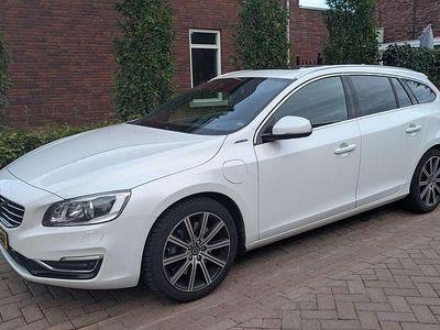 Wit Gebruikt 2013 Volvo V60 Stationwagen | € 9.999 (Duur)